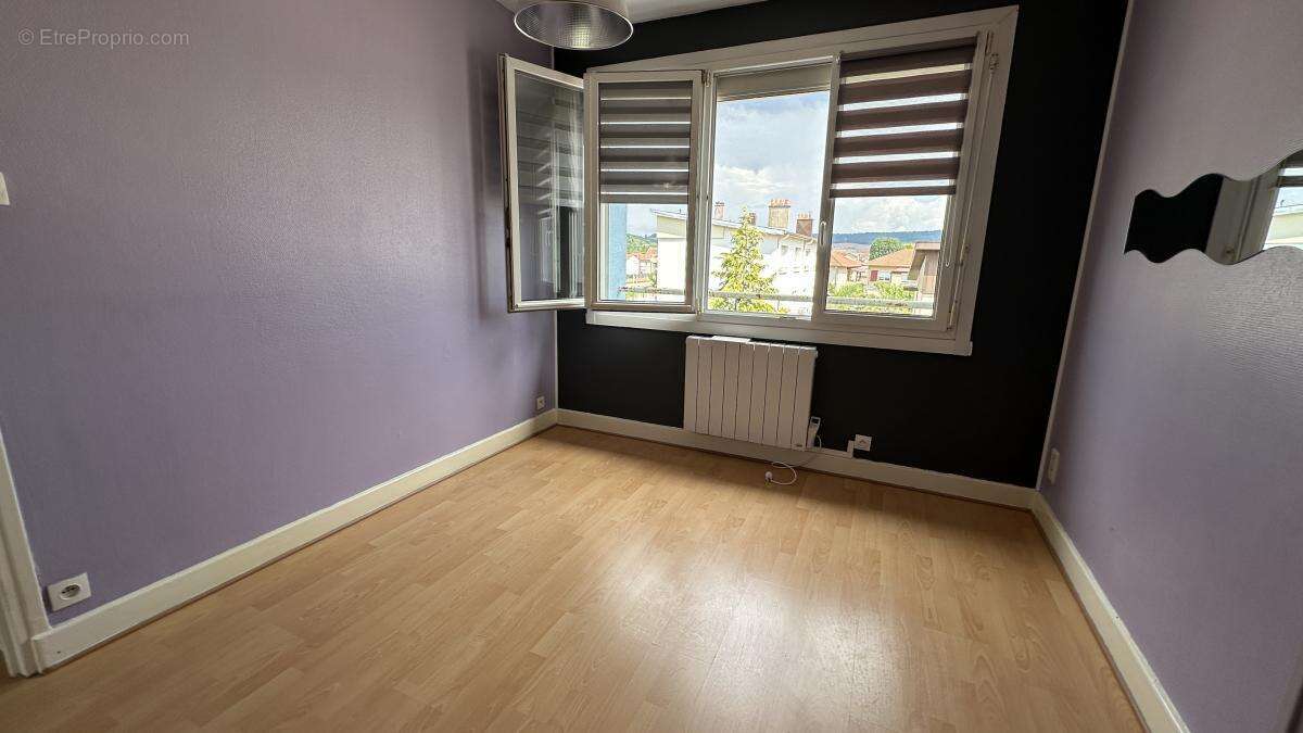 Maison à BELLEVILLE