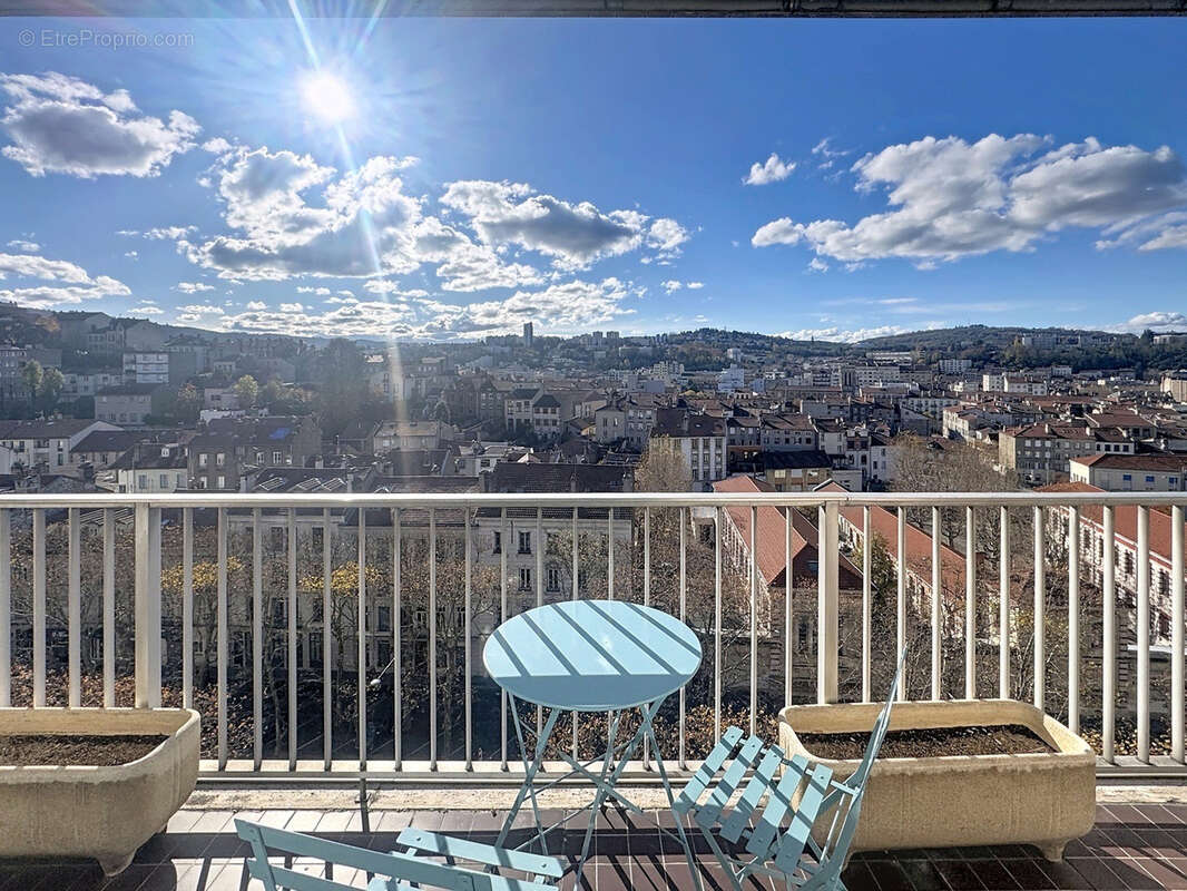 Appartement à SAINT-ETIENNE