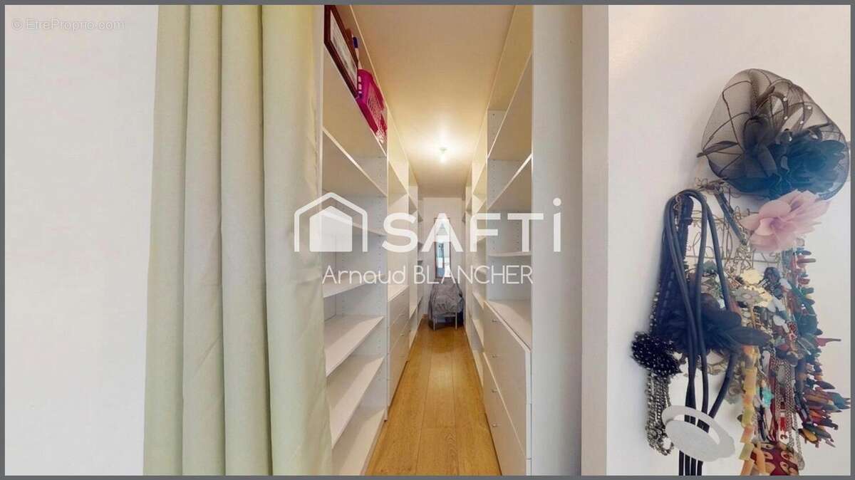 Maison 155 m² à Voeuil-Et-Giget  - photo 7