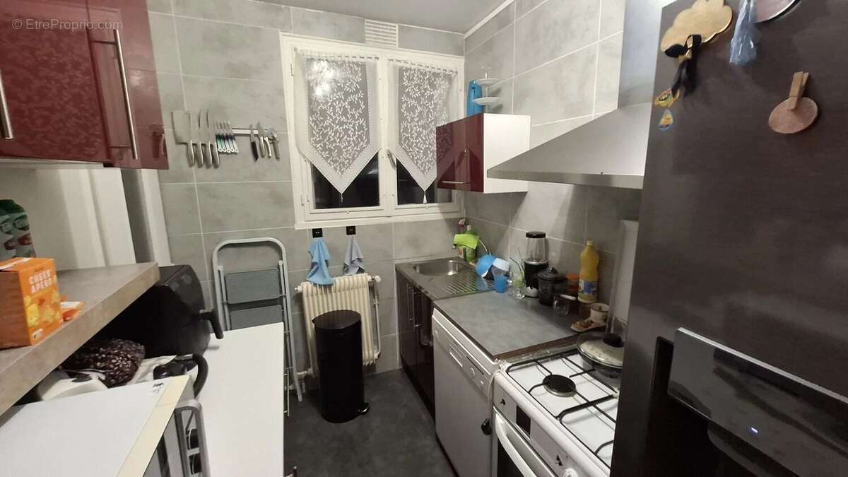 Appartement à SAINT-JEAN-DE-LA-RUELLE