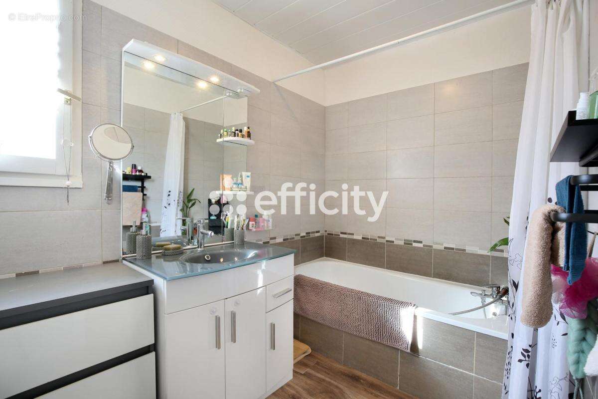 Maison 90 m² à Plaisance-Du-Touch  - photo 11