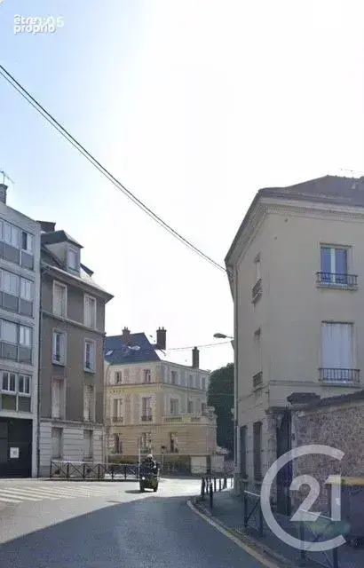 Bien immobilier à vendre à Melun (77000) - photo 2