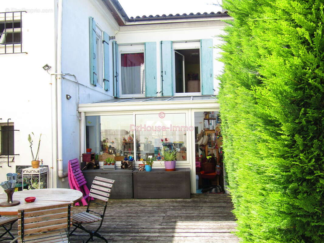 Maison à PAUILLAC