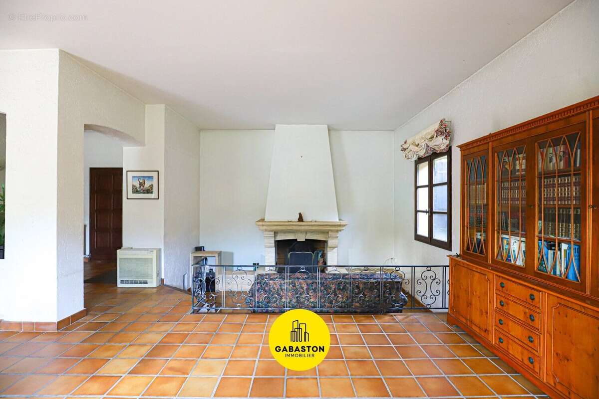 Maison à MARSEILLE-9E