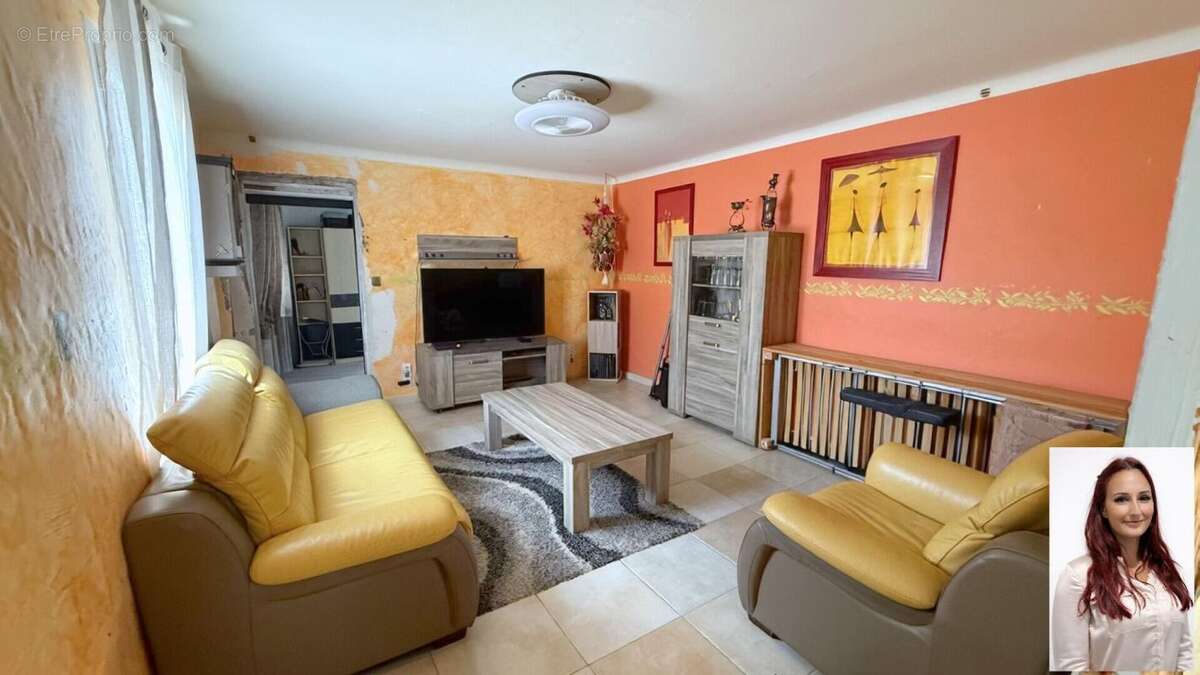 Villa plein pied grand terrain plat piscine chauffée - Brignoles quartier du Pin - photo 7