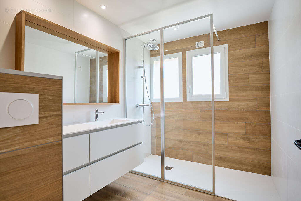 Maison à LOCOAL-MENDON