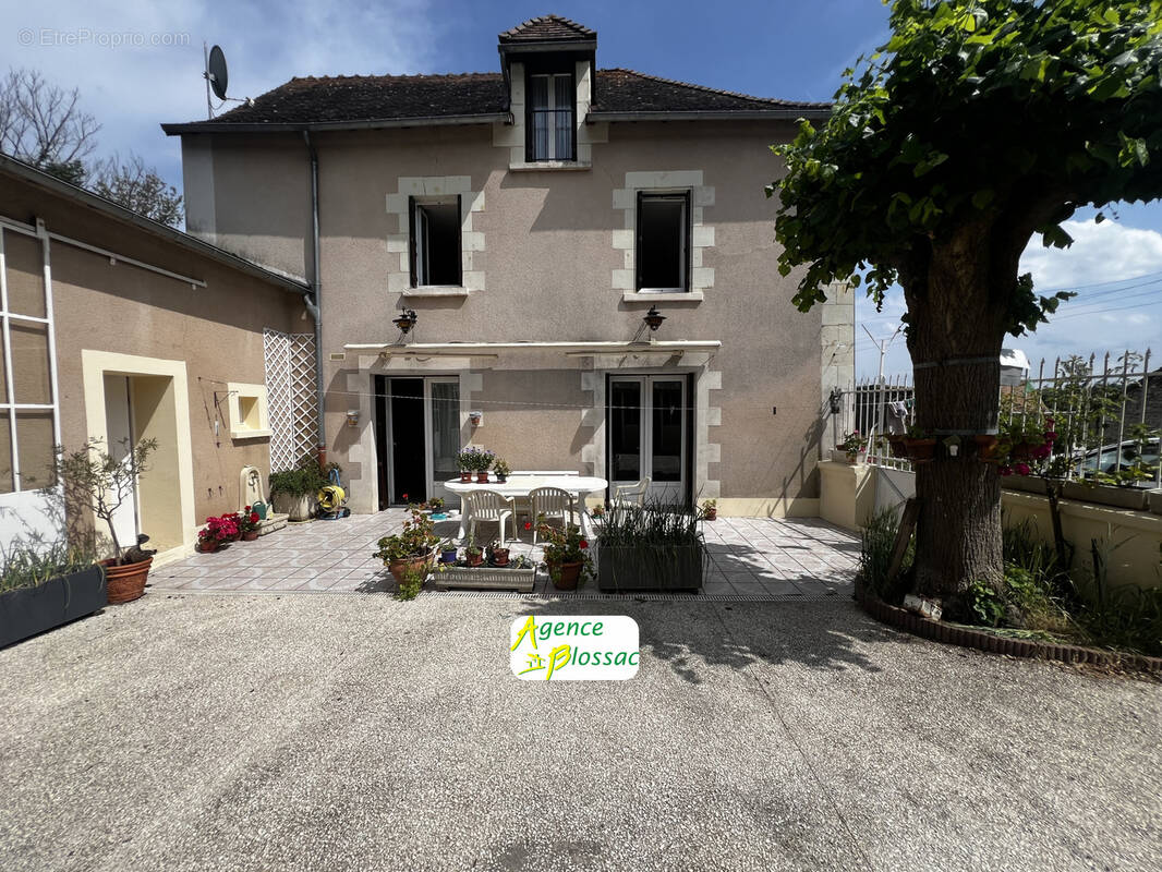 Maison à CHATELLERAULT