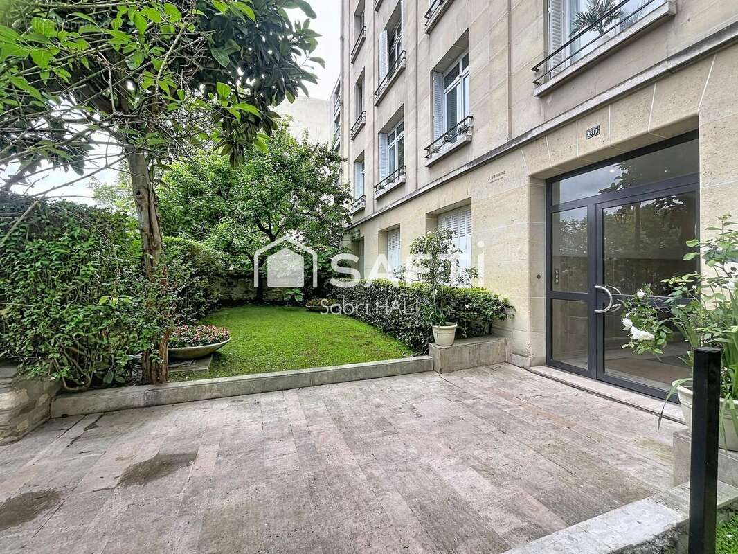 Photo 2 - Appartement à NEUILLY-SUR-SEINE
