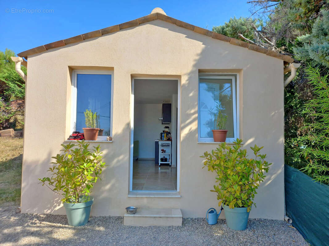 Maison à TOURRETTES-SUR-LOUP
