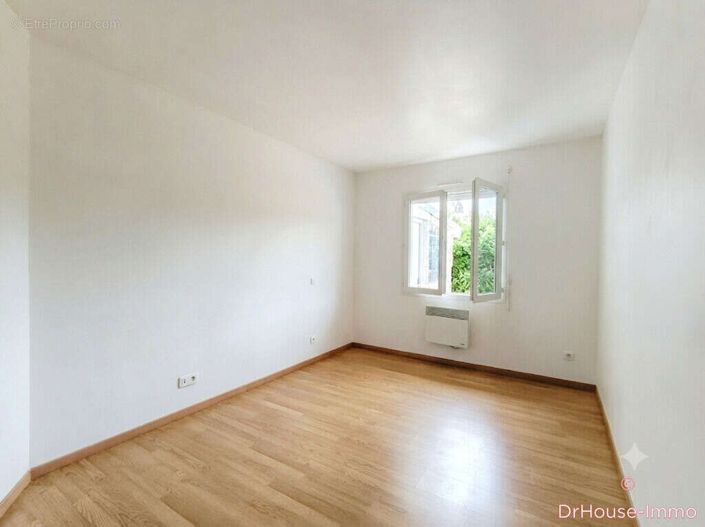 Maison 155 m² à Laluque  - photo 8