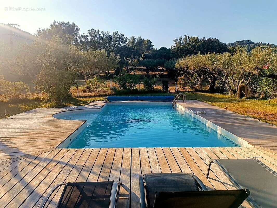 Maison à PUGET-VILLE