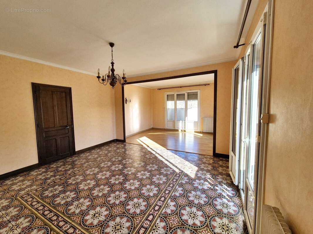 Maison à PUISSERGUIER