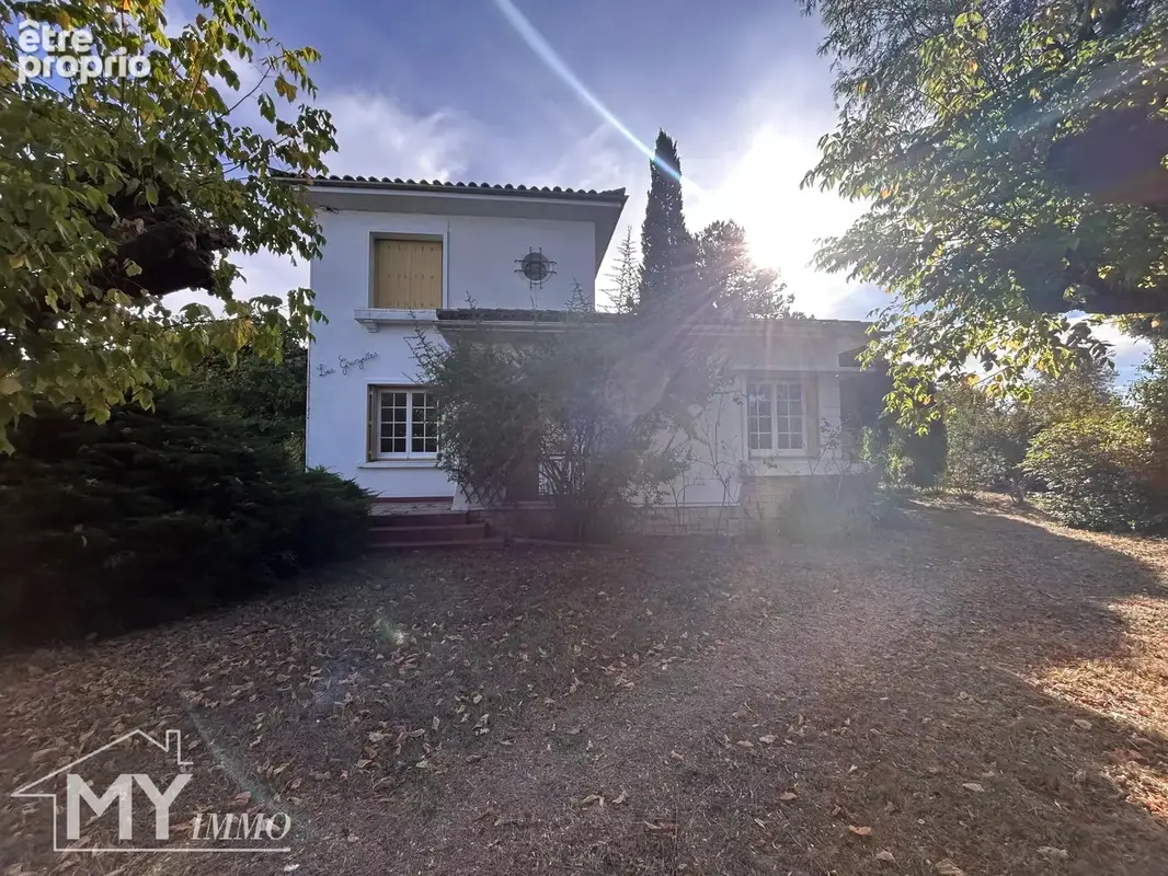 PINEUILH : Maison proche des commodités, jardin arboré, garage et terrasse couverte - photo 27