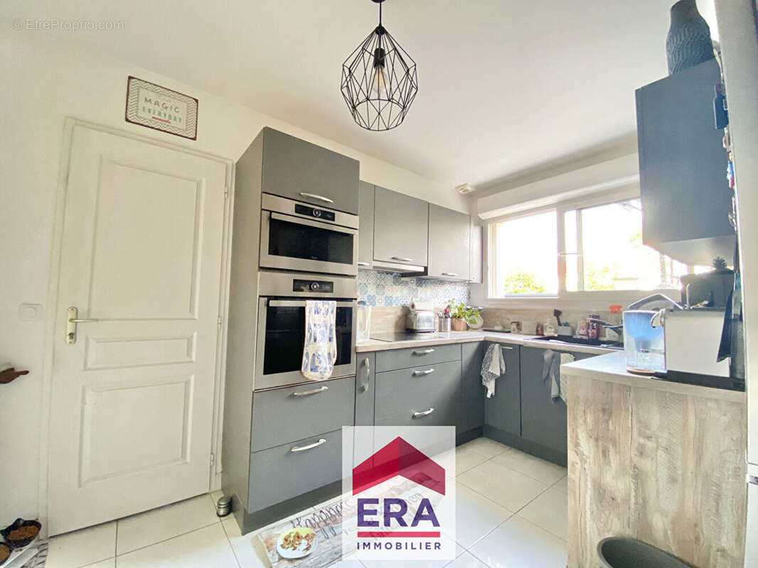 Maison à SARTROUVILLE