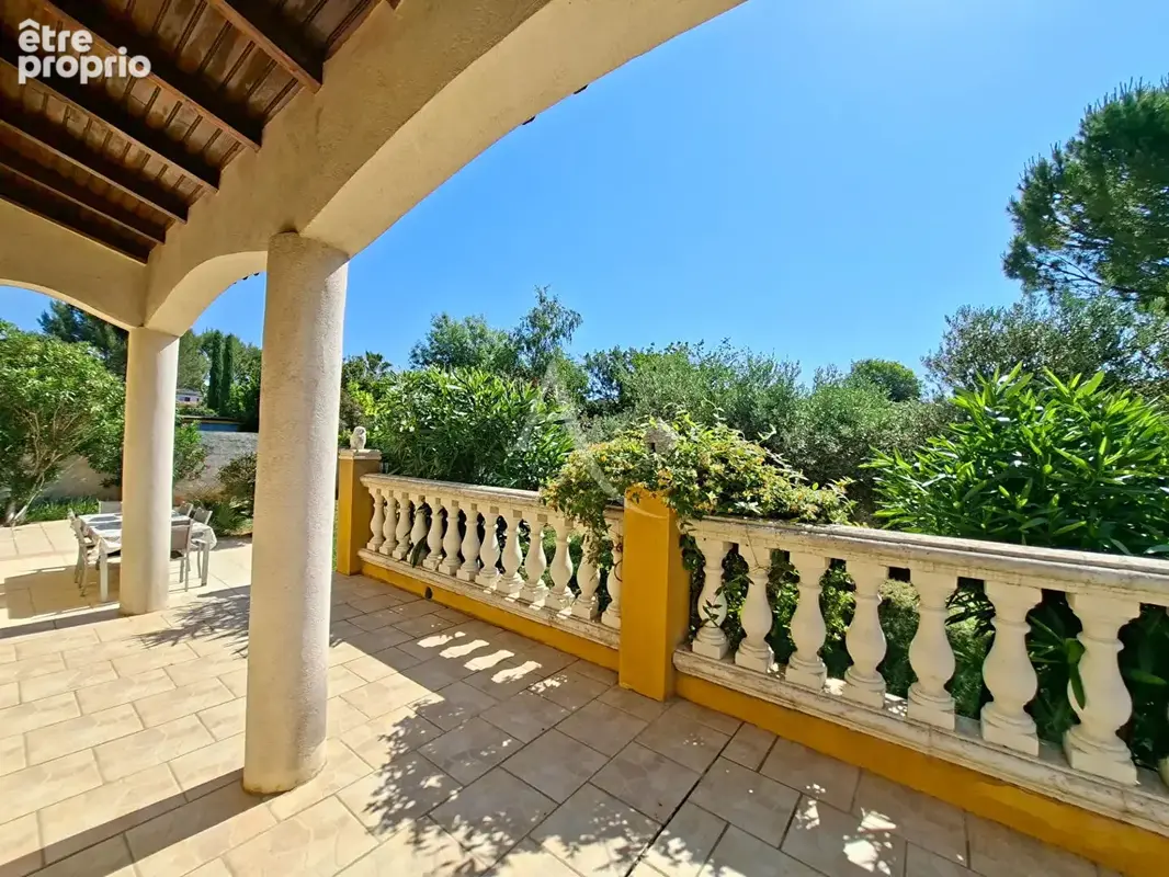 A VENDRE - Maison Poulx 5 pièce(s) - 151m² - photo 2