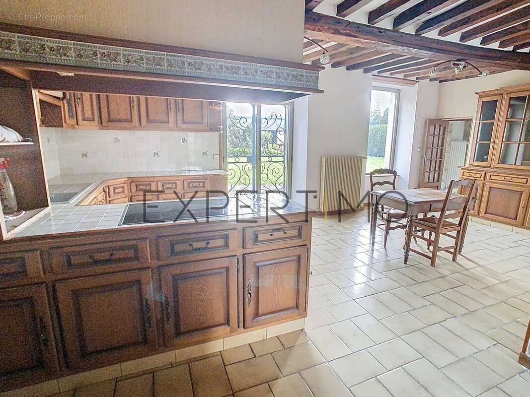 Maison à NOYERS-BOCAGE