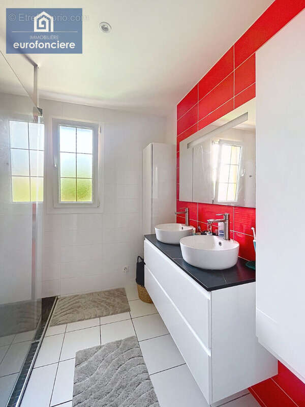 Maison Saint Lyé 5 pièces 145 m2 - photo 4