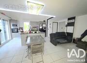 Photo 1 - Appartement à PUGET-SUR-ARGENS