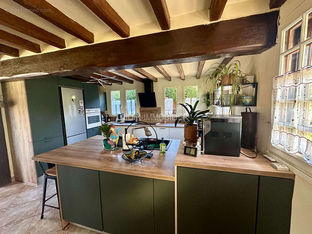 Maison à OSMOY-SAINT-VALERY