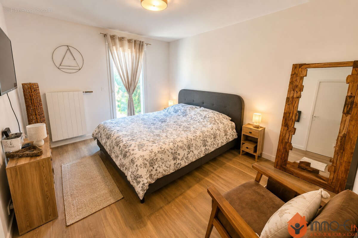 Appartement 65 m² à Villenoy  - photo 8