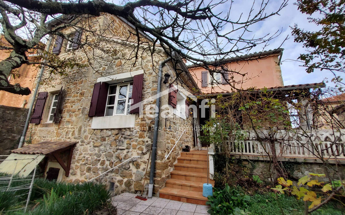 Maison à SAINT-PAUL-LE-JEUNE