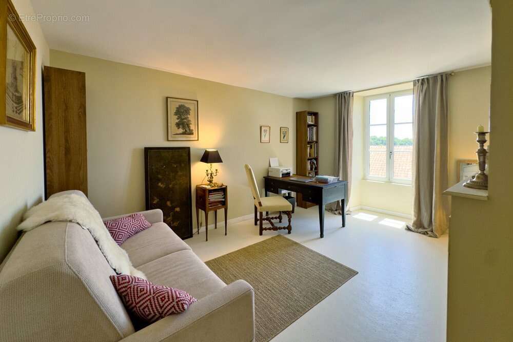 Maison de caractère 223 m² - Sablet - photo 10