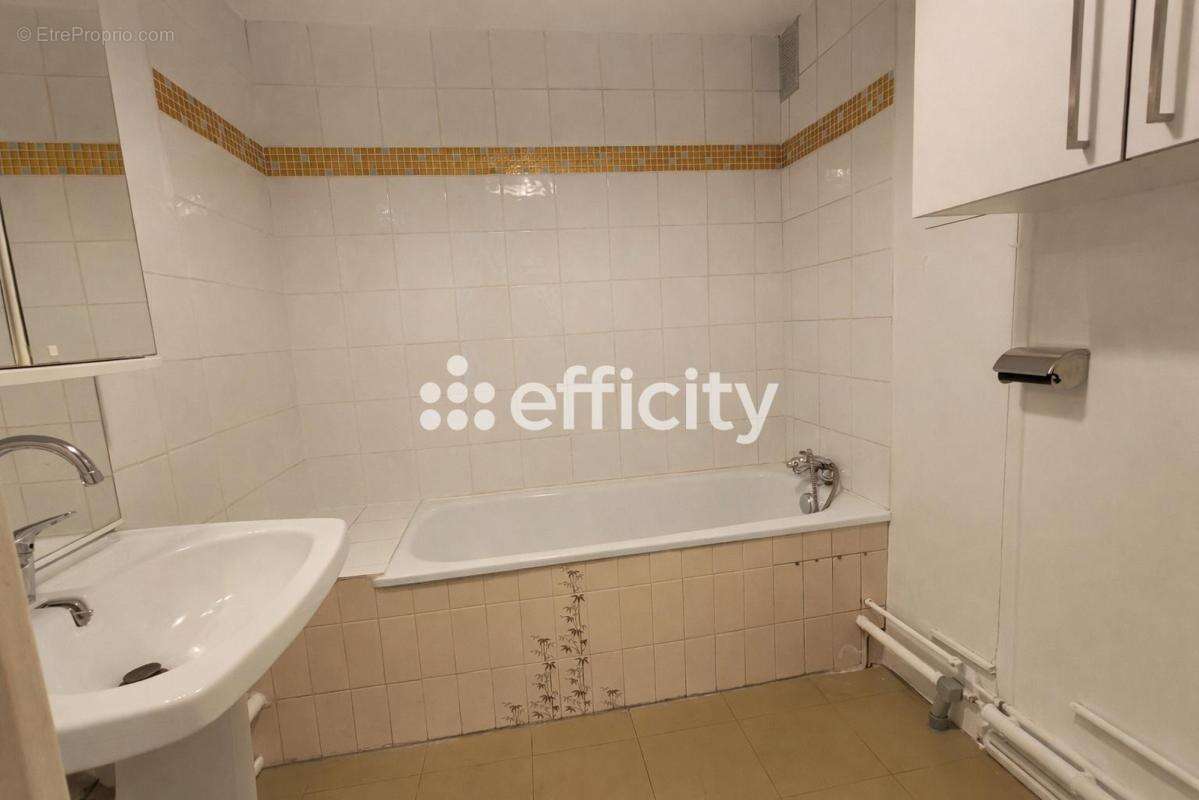 Appartement à MARSEILLE-10E