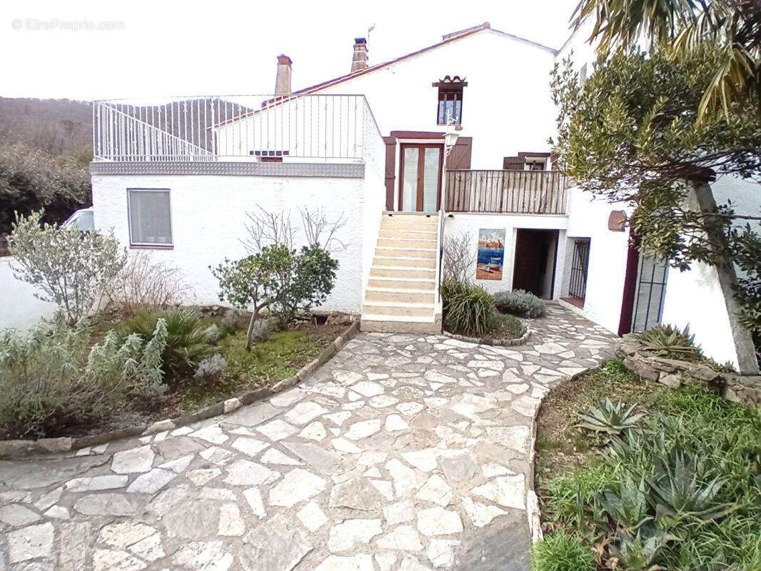 Maison à MAUREILLAS-LAS-ILLAS