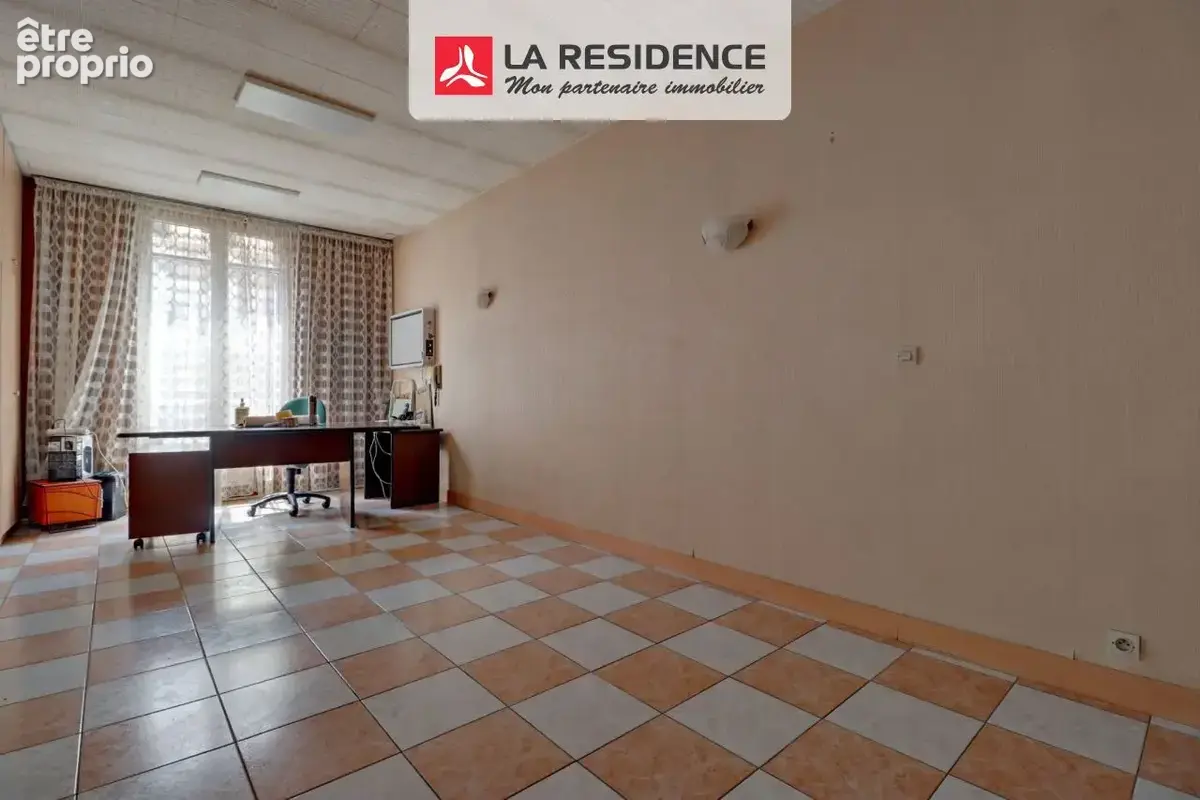 Appartement 52 m² à Saint-Germain-En-Laye  - photo 8