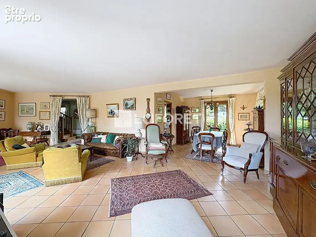 Le Pecq - Domaine de Grandchamp - Maison familiale 170 m² sur terrain clos de 960 m² - photo 8