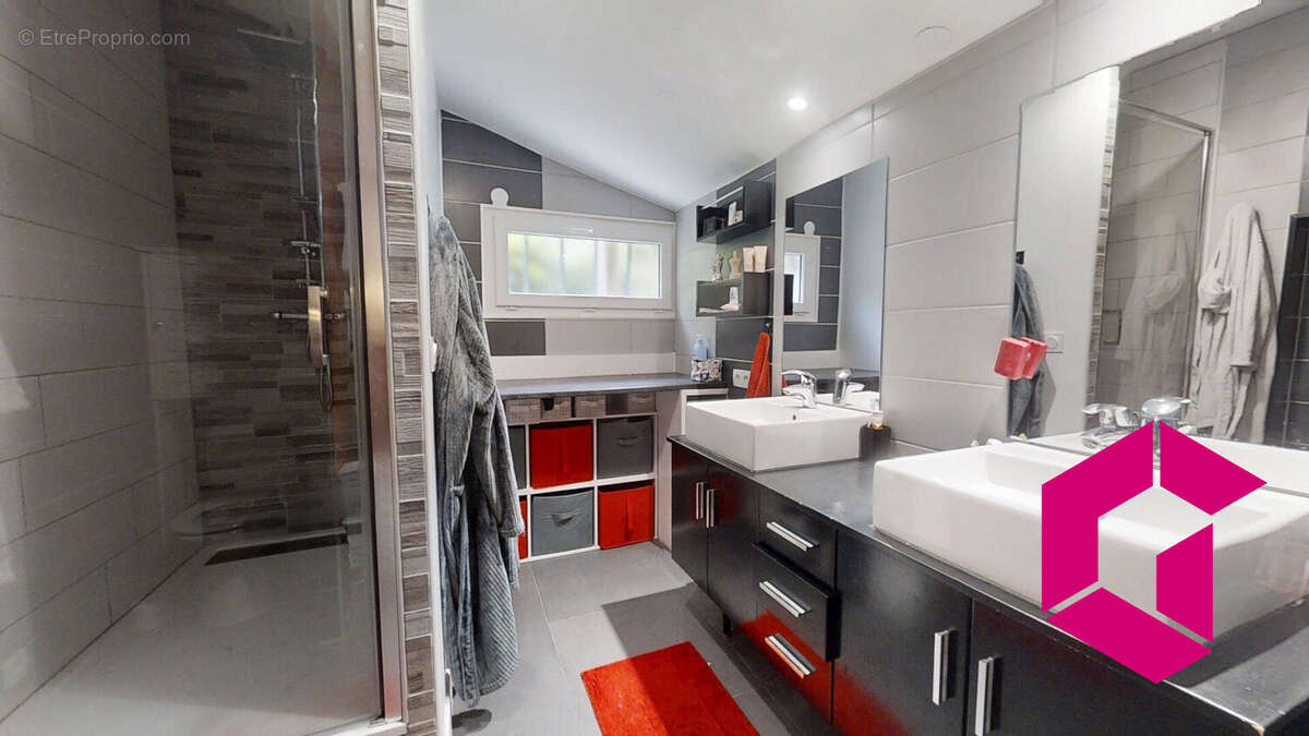 Maison à SAINT-ALBAN-D&#039;AY