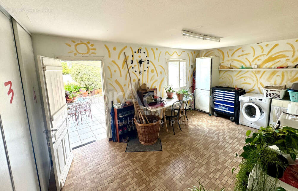 Maison à SAINT-GEORGES-DE-DIDONNE