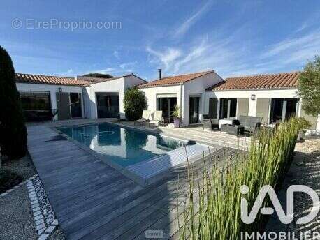 Photo 3 - Maison à LA FLOTTE