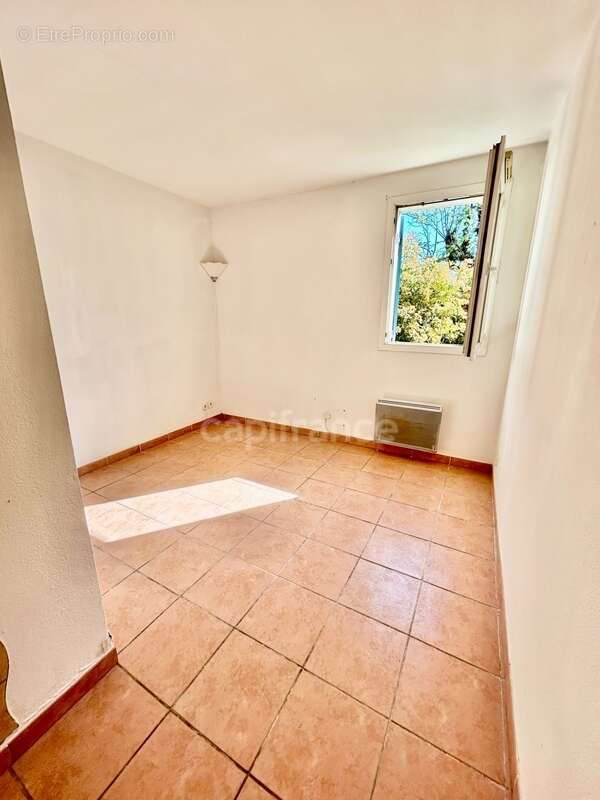 Appartement à MARSEILLE-13E