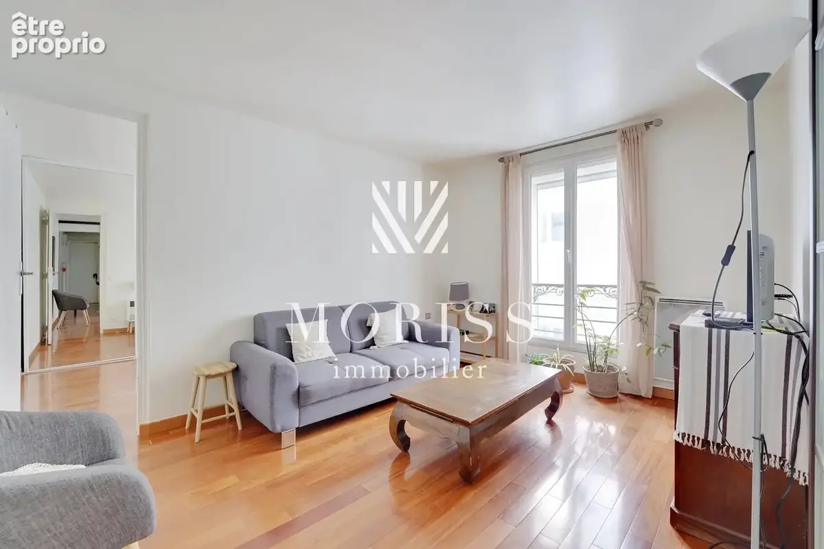 Appartement 2 pièces 42 m² · à Paris-10e · 42 m² · 439 000 €