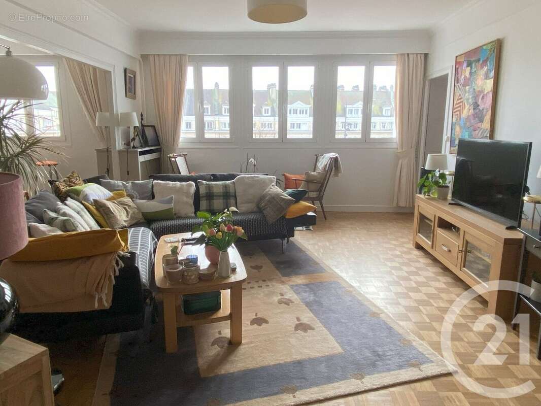 Photo 2 - Appartement à BEAUVAIS