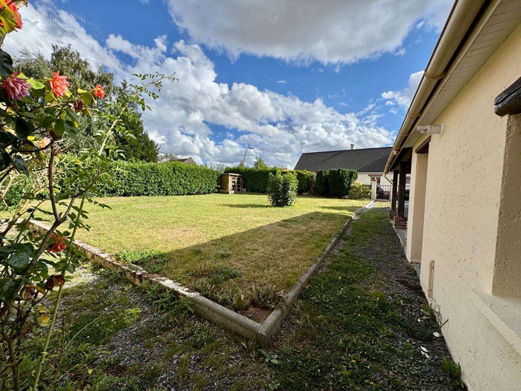 Très belle  Longère  de 129m2 , 3 chambres , grand jardin  GLISY (10mn d'Amiens ) - photo 10