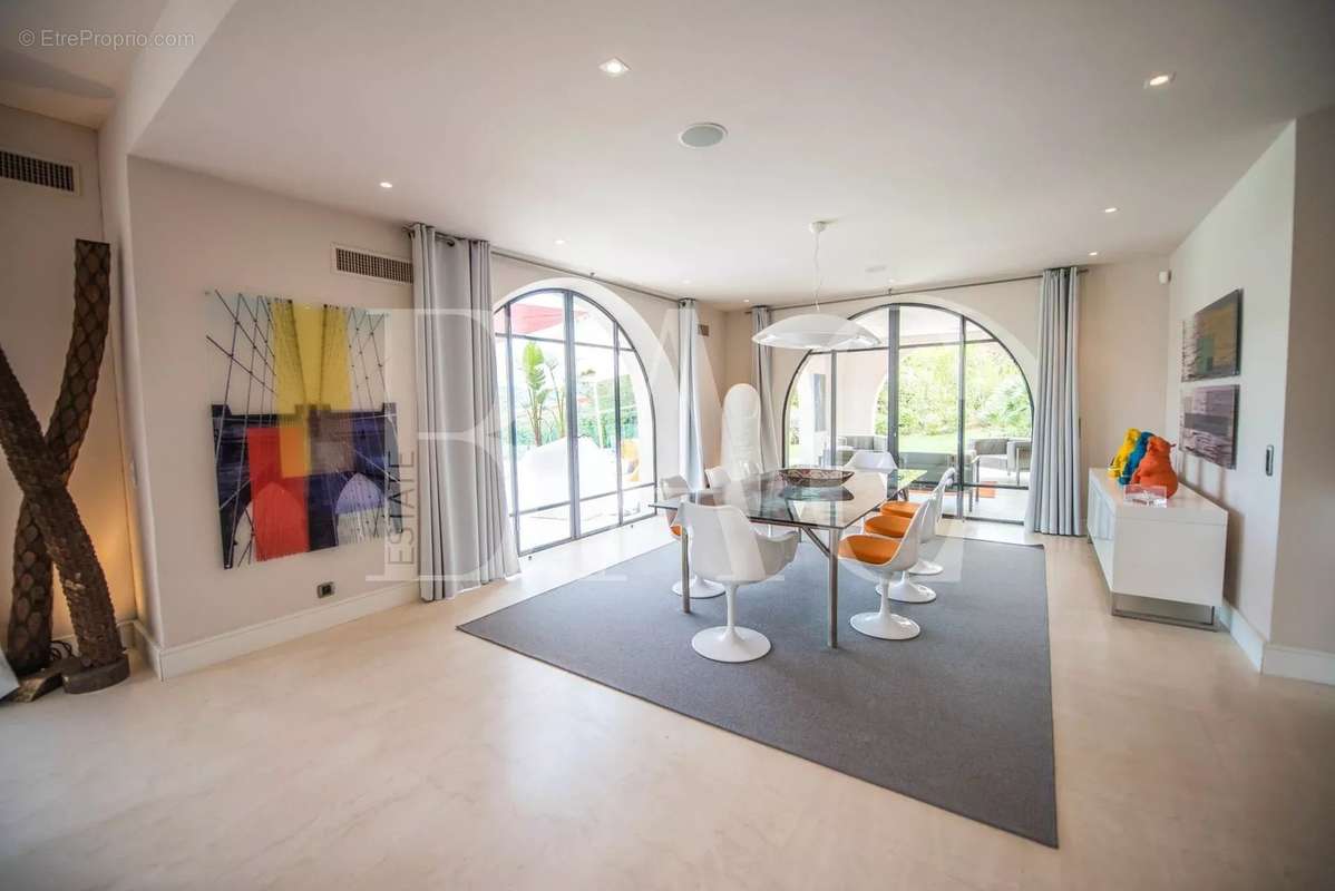 Maison à RAMATUELLE