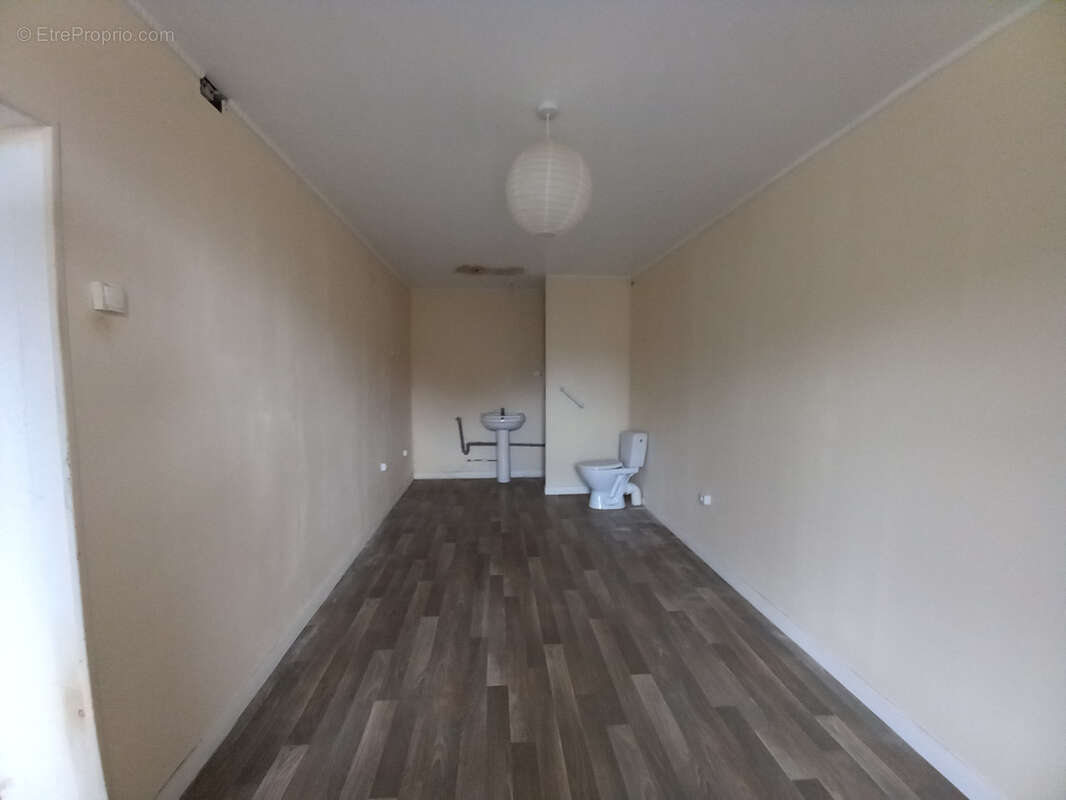 Maison à SAINT-JUNIEN-LA-BREGERE