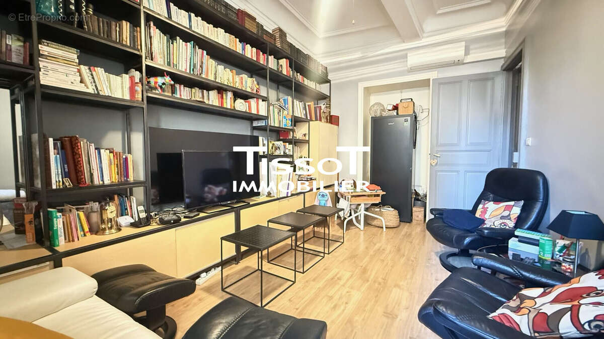 Appartement à NIMES