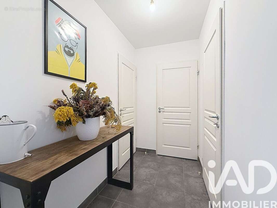Photo 8 - Appartement à NEUVILLE-SUR-SAONE