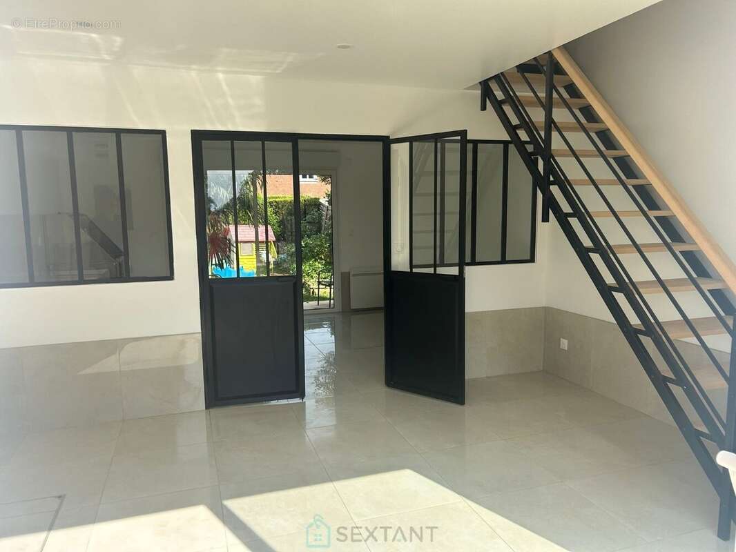 Maison à FONTAINEBLEAU