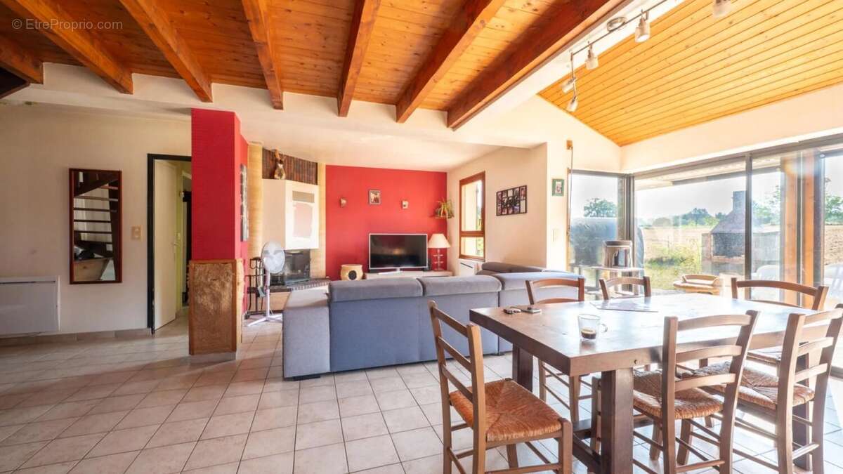 EXCLUSIVITE - Secteur Gourdon - Agréable et fonctionnelle Maison - photo 11