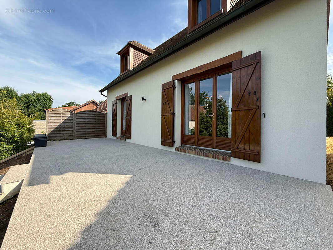 Maison à RIS-ORANGIS