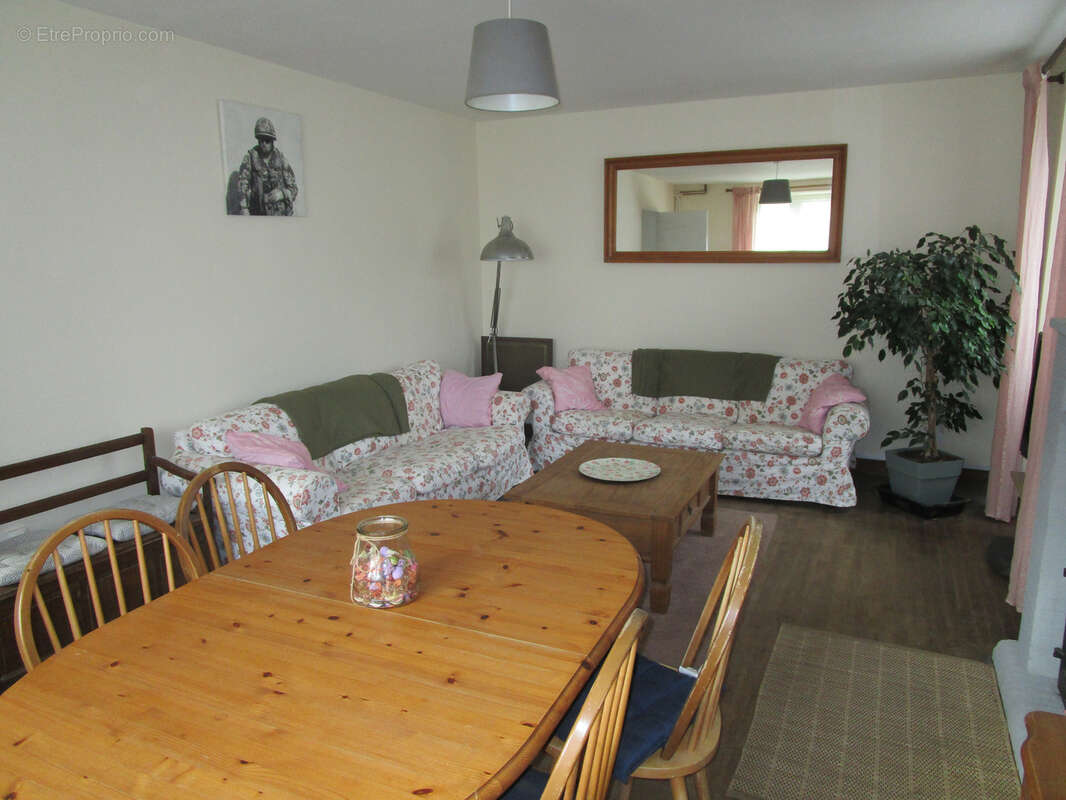 Maison à LE NEUFBOURG