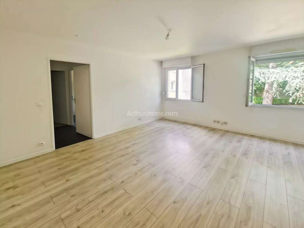 Appartement à THORIGNY-SUR-MARNE