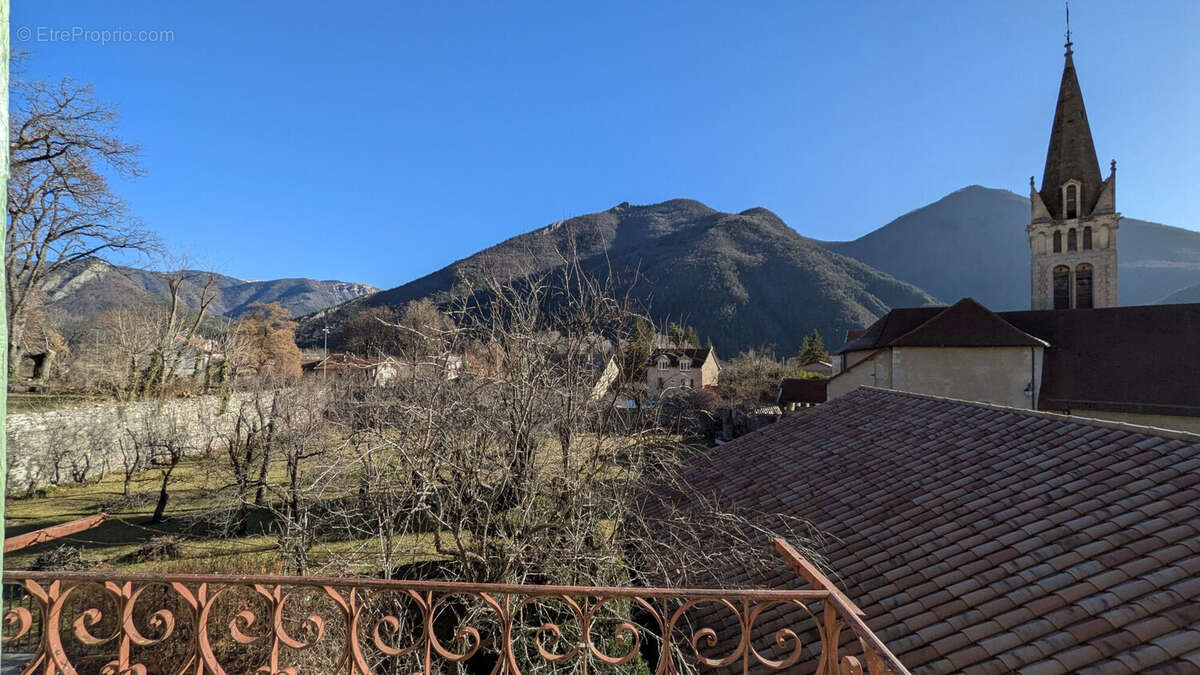 Appartement à VEYNES