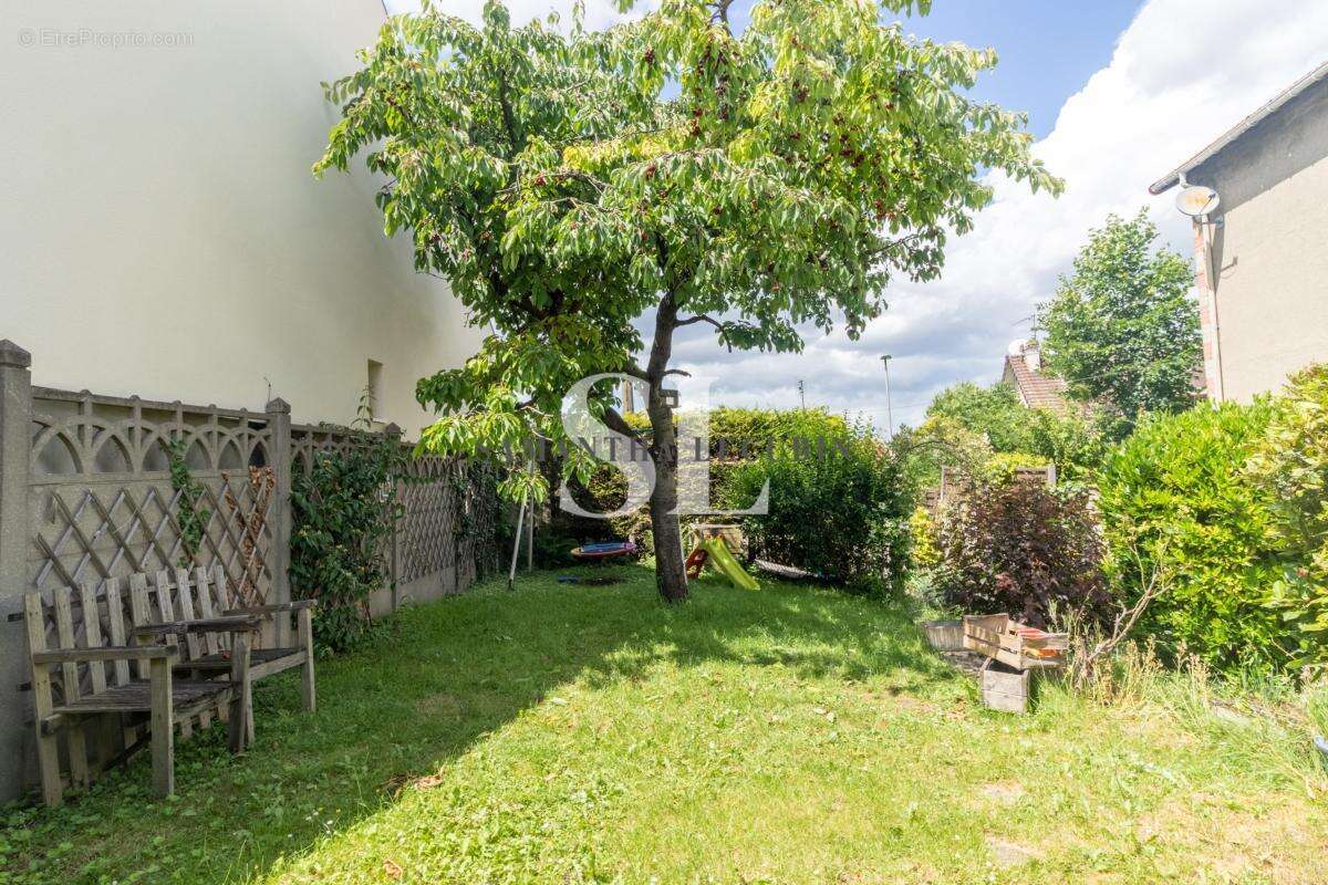 Maison à NOISY-LE-SEC