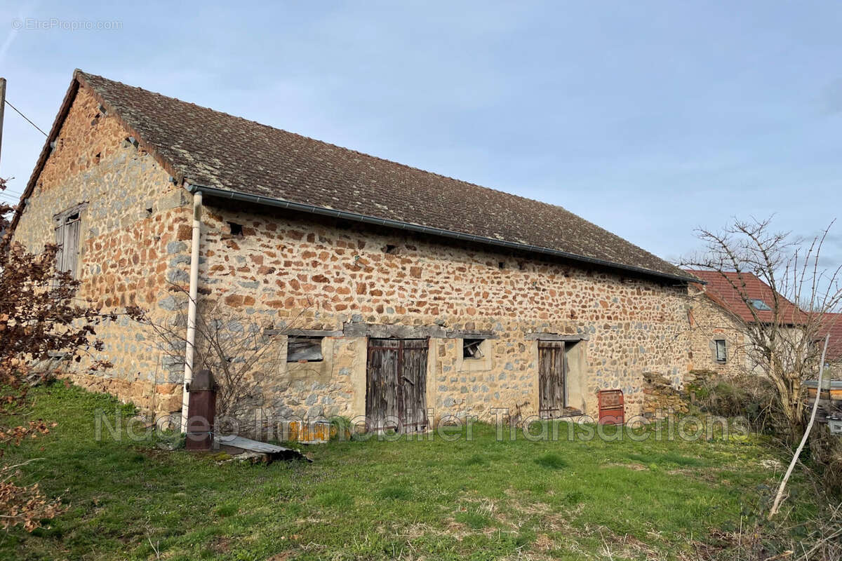 Maison à ARRONNES
