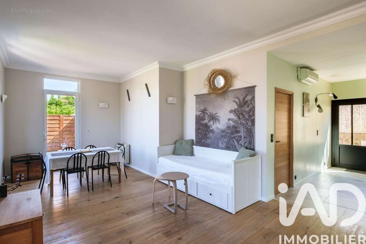 Photo 6 - Maison à LE CANNET